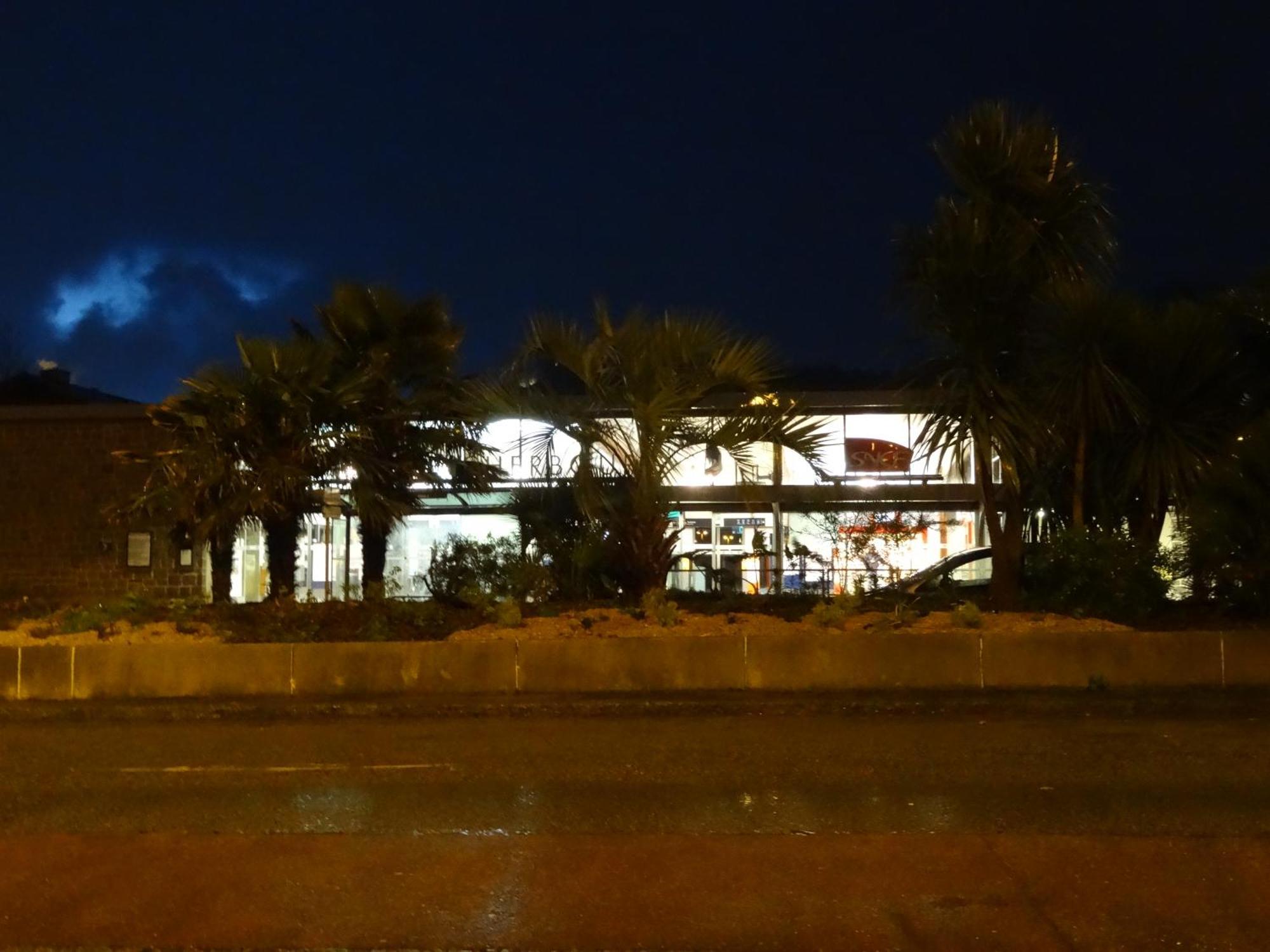 Gite "Rose Des Sables" - 800M De La Plage De Surtainville, Proche Commerces - Piscine En Juillet Et Aout Exterior foto